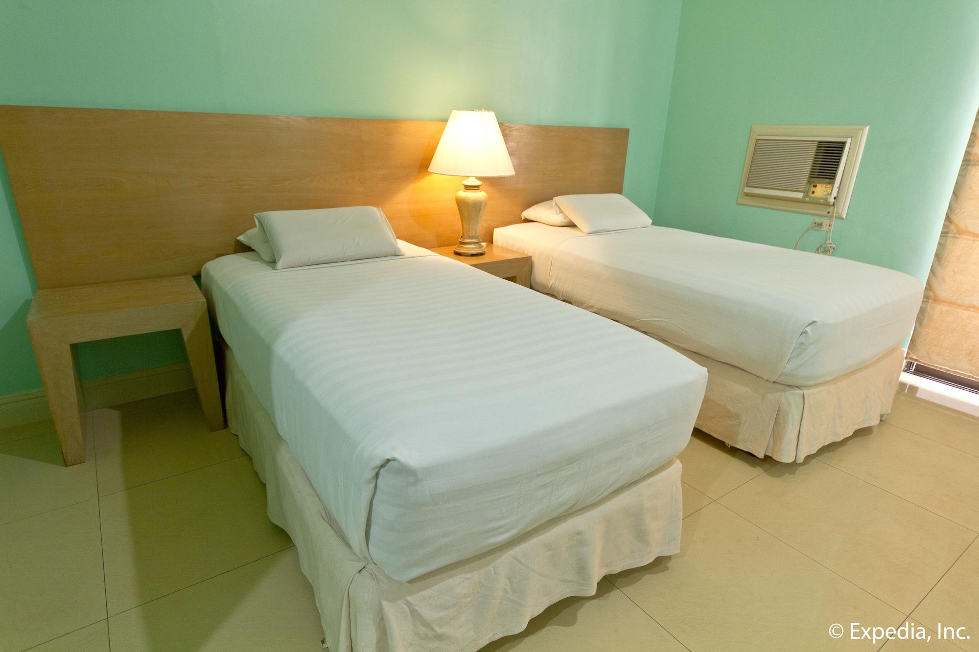 โรงแรมคราวน์รีเจนซี่เรสซิเดนซ์เซบู Cebu ภายนอก รูปภาพ