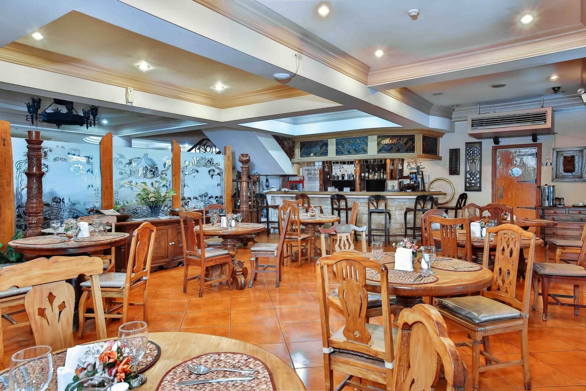 โรงแรมคราวน์รีเจนซี่เรสซิเดนซ์เซบู Cebu ภายนอก รูปภาพ