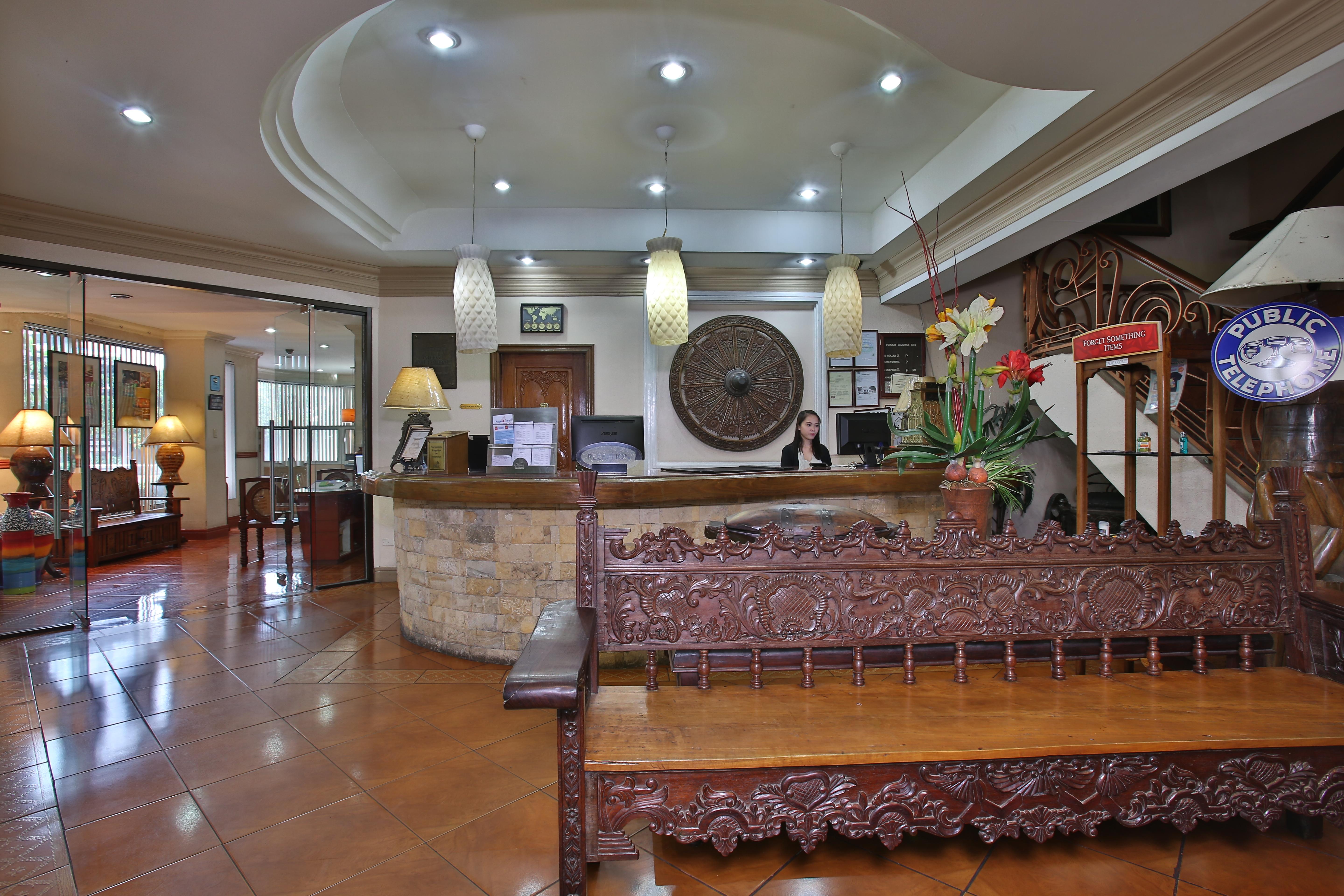 โรงแรมคราวน์รีเจนซี่เรสซิเดนซ์เซบู Cebu ภายนอก รูปภาพ