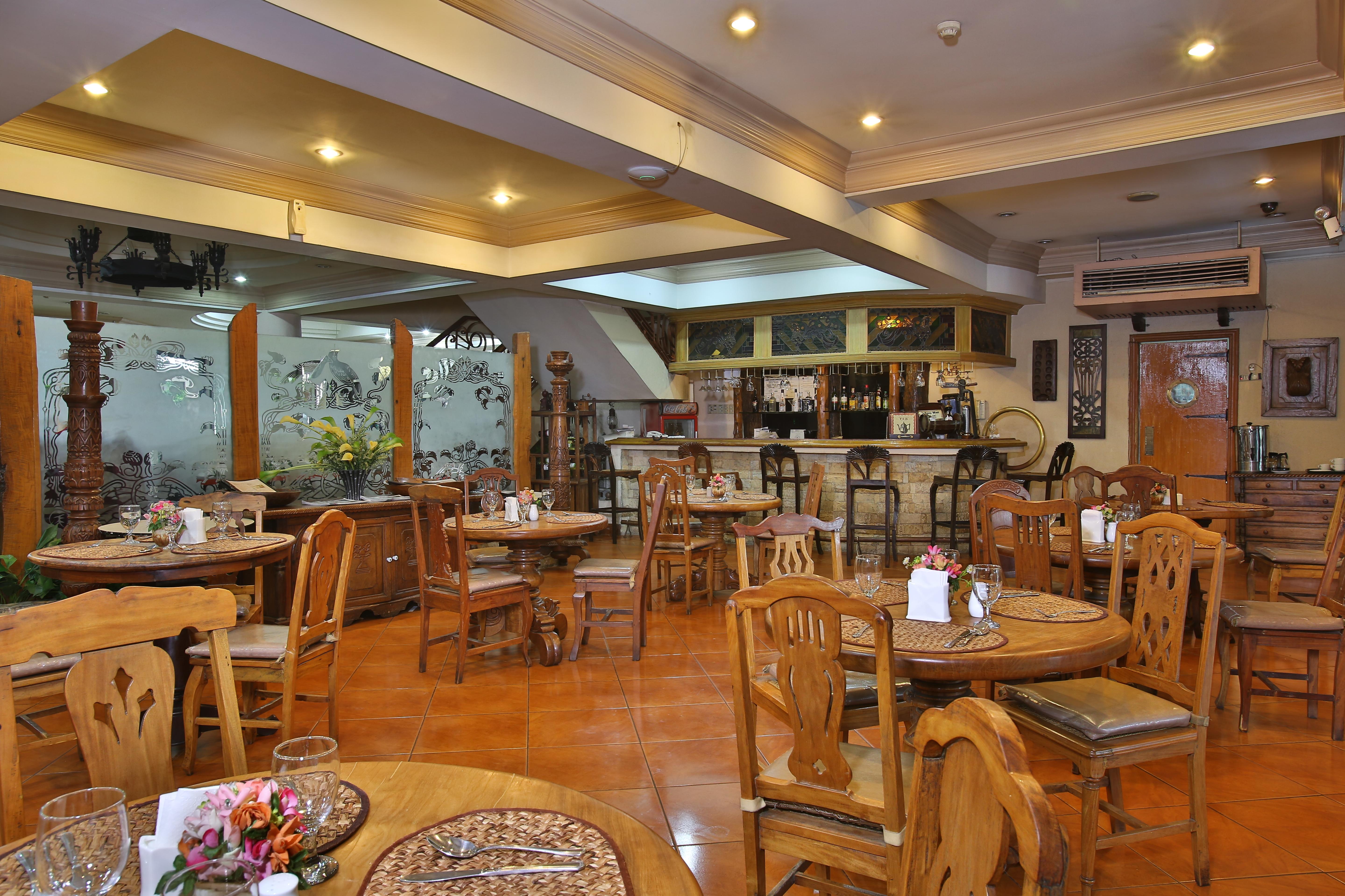 โรงแรมคราวน์รีเจนซี่เรสซิเดนซ์เซบู Cebu ภายนอก รูปภาพ