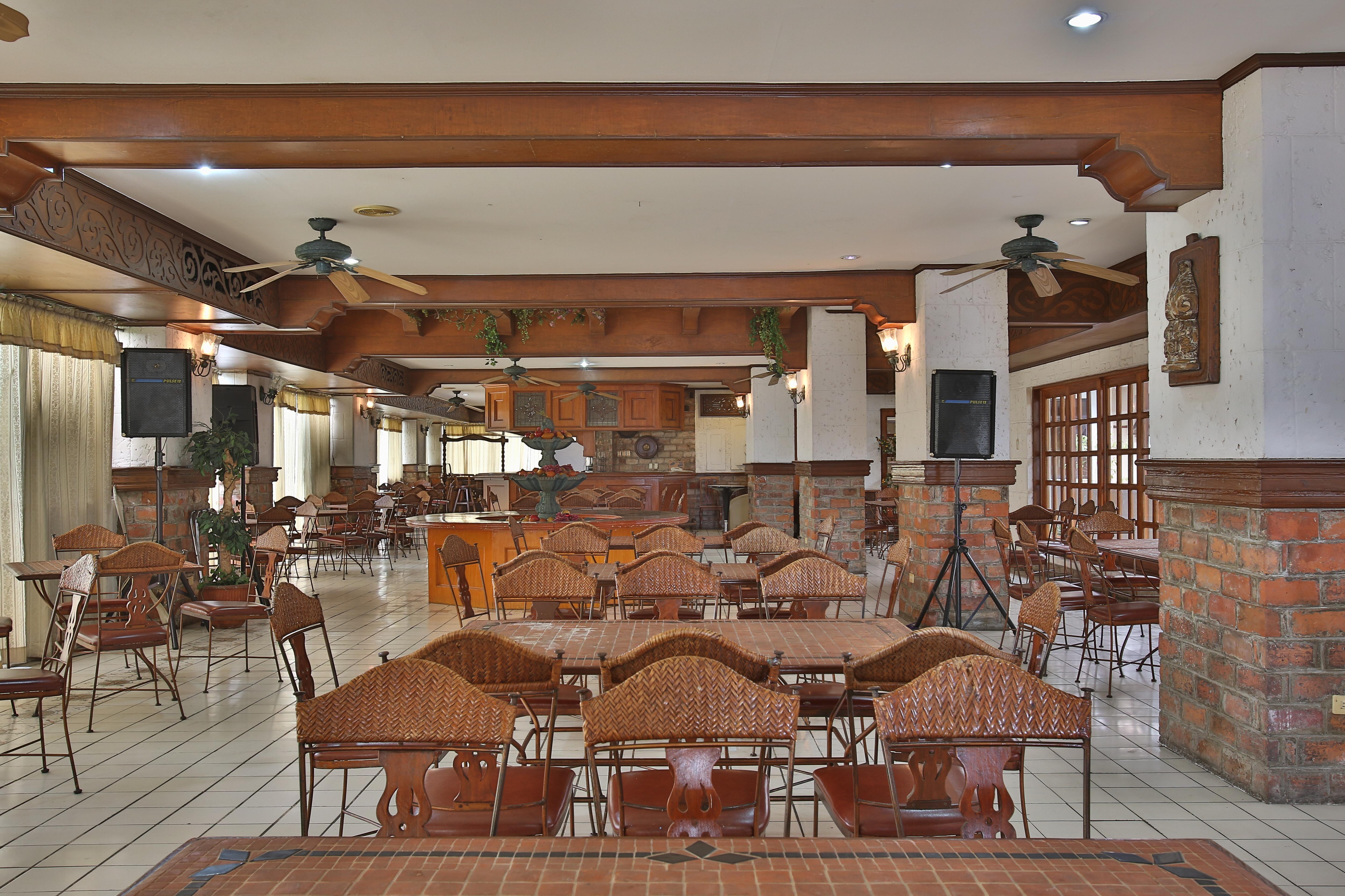 โรงแรมคราวน์รีเจนซี่เรสซิเดนซ์เซบู Cebu ภายนอก รูปภาพ