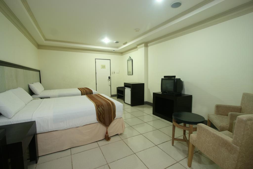 โรงแรมคราวน์รีเจนซี่เรสซิเดนซ์เซบู Cebu ภายนอก รูปภาพ