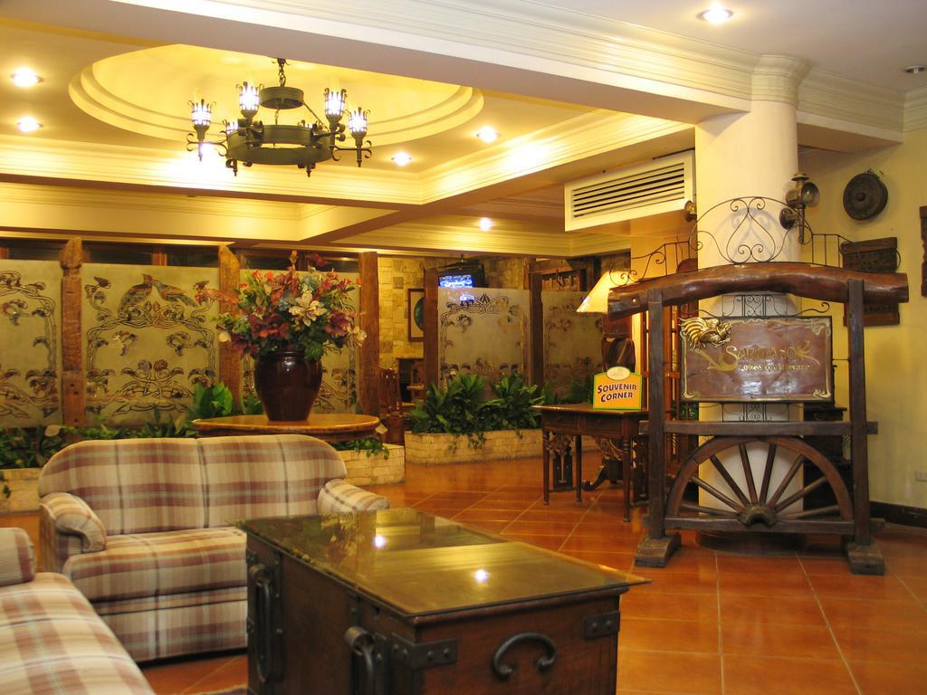 โรงแรมคราวน์รีเจนซี่เรสซิเดนซ์เซบู Cebu ภายนอก รูปภาพ